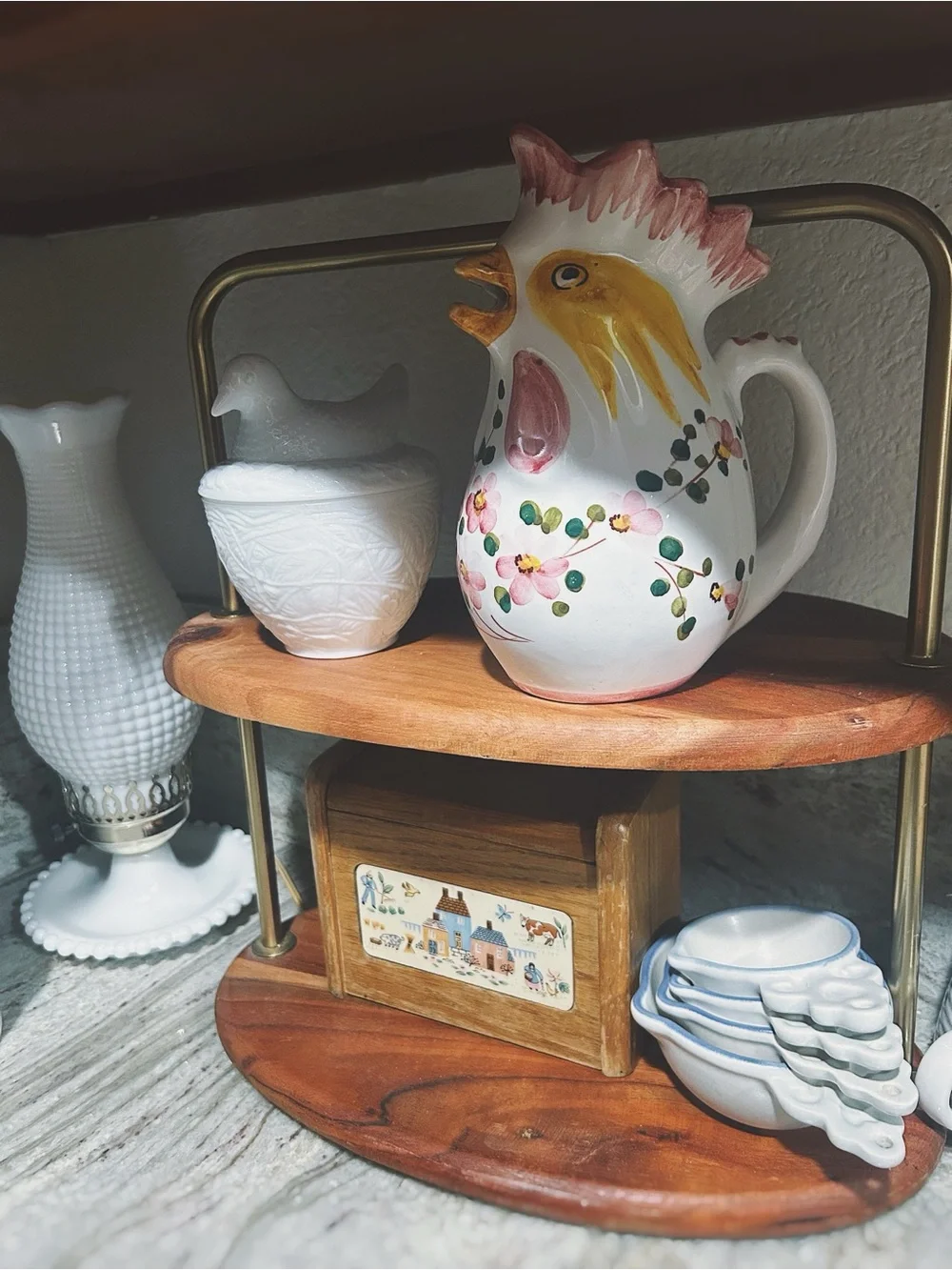 Hand painted Italian majolica pottery, rooster shaped ceramic pitcher